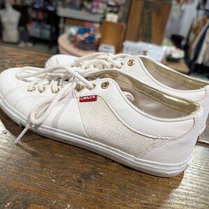 Size 7 Levi's White with gold sparkle leather runners
